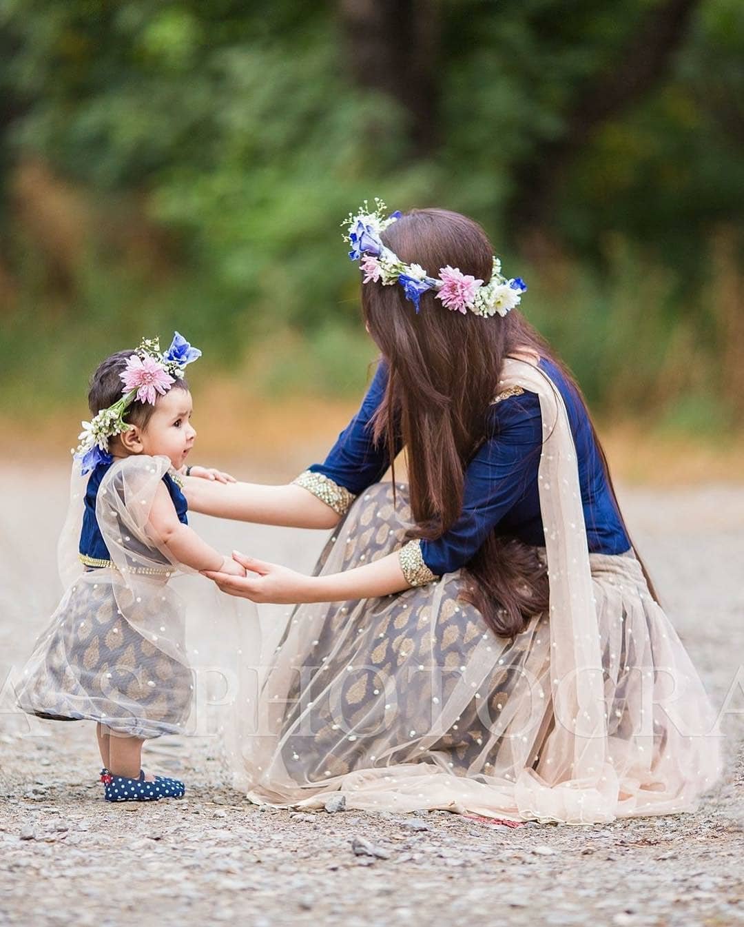 Mother Daughter Matching Outfits Ideas